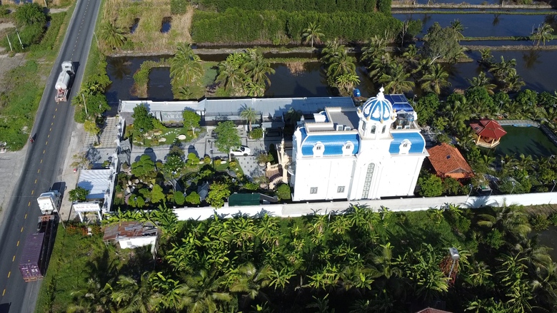 Phản ứng bất ngờ của chủ căn biệt thự "đẹp nhất C&agrave; Mau" x&acirc;y tr&ecirc;n đất thủy sản- Ảnh 1.