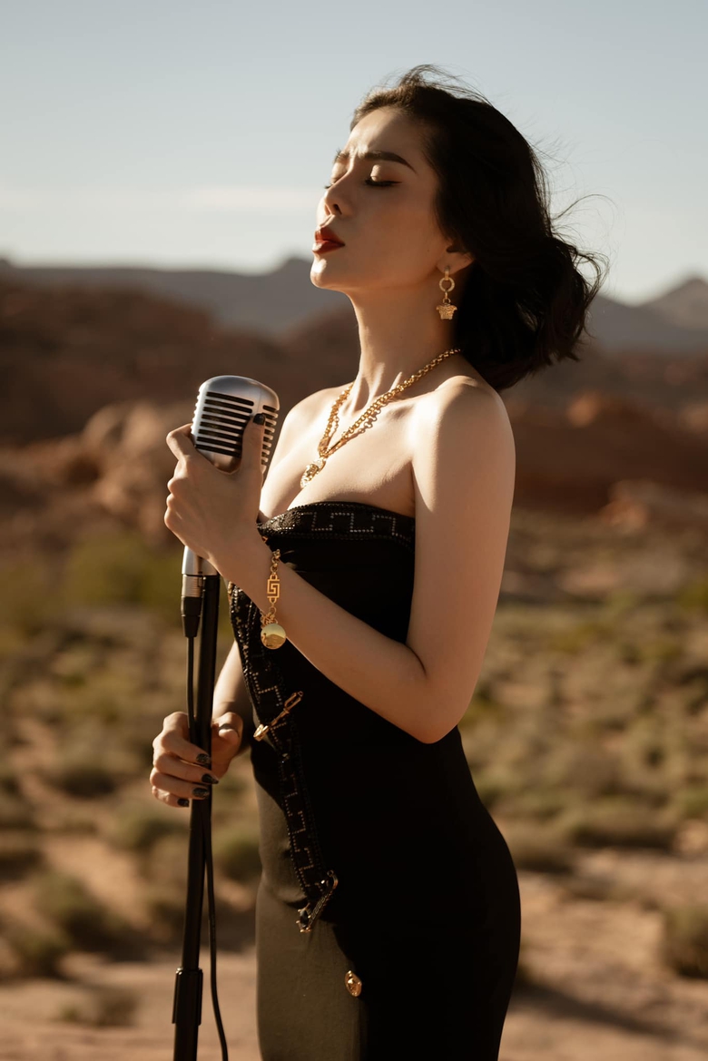 Lệ Quyên và bạn trai kém tuổi "tình bể tình" trong MV mới, tiết lộ gây sốc về độ chịu chi- Ảnh 1. Lệ Quyên và bạn trai kém tuổi "tình bể tình" trong MV mới, tiết lộ gây sốc về độ chịu chi- Ảnh 1.