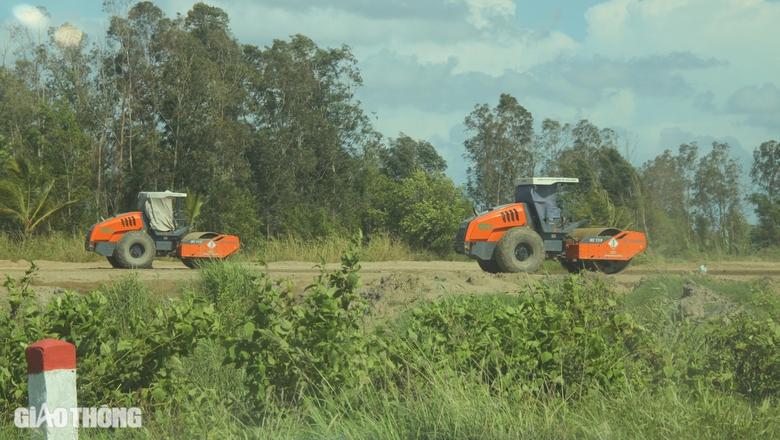 Tăng tốc thi c&ocirc;ng cao tốc qua C&agrave; Mau- Ảnh 2.