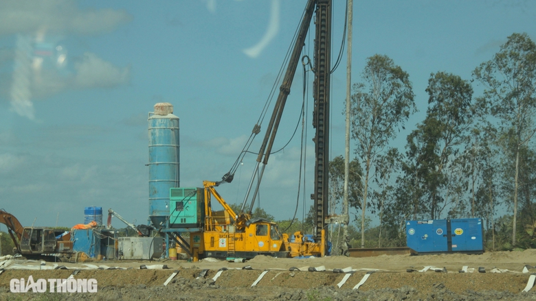 Tăng tốc thi c&ocirc;ng cao tốc qua C&agrave; Mau- Ảnh 3.