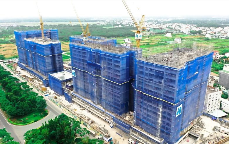 L&ograve;ng v&ograve;ng quan hệ vay mượn giữa Tập đo&agrave;n X&acirc;y dựng H&ograve;a B&igrave;nh v&agrave; Chủ tịch L&ecirc; Viết Hải- Ảnh 1.