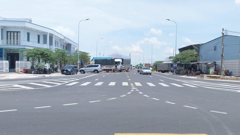 H&igrave;nh ảnh tuyến tr&aacute;nh th&agrave;nh phố Long Xuy&ecirc;n trước ng&agrave;y kh&aacute;nh th&agrave;nh- Ảnh 12.