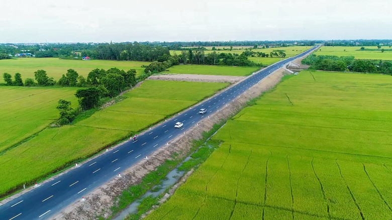 H&igrave;nh h&agrave;i tuyến tr&aacute;nh th&agrave;nh phố Long Xuy&ecirc;n trước giờ kh&aacute;nh th&agrave;nh- Ảnh 5.