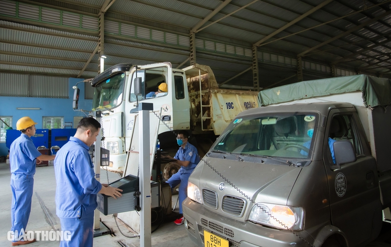 Đề xuất bổ sung y&ecirc;u cầu kỹ thuật về đ&egrave;n lắp tr&ecirc;n &ocirc; t&ocirc;- Ảnh 1.