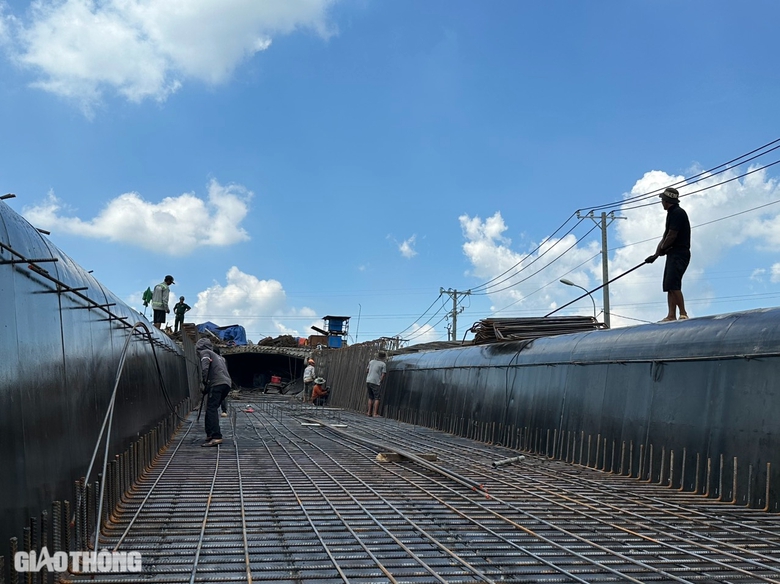 Cầu Nam L&yacute; đẩy nhanh tiến độ, th&ocirc;ng xe v&agrave;o th&aacute;ng 9- Ảnh 1.