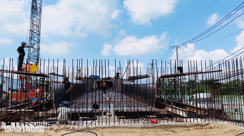 Cầu Nam L&yacute; đẩy nhanh tiến độ, th&ocirc;ng xe v&agrave;o th&aacute;ng 9- Ảnh 2.