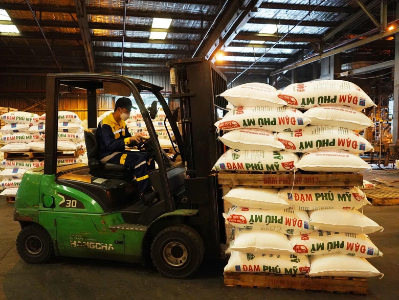 Cấp thiết đưa thuế gi&aacute; trị gia tăng ph&acirc;n b&oacute;n về mức 5%- Ảnh 1.