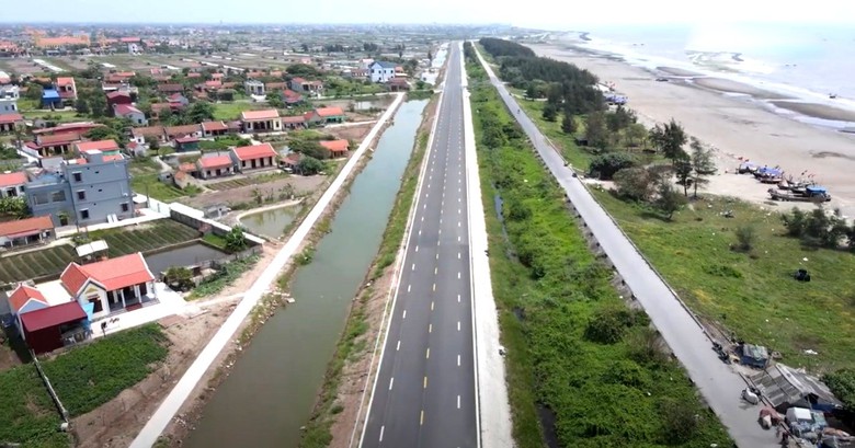 Nam Định khai th&aacute;c tuyến đường bộ ven biển gần 2.700 tỷ đồng từ 30/6- Ảnh 1.