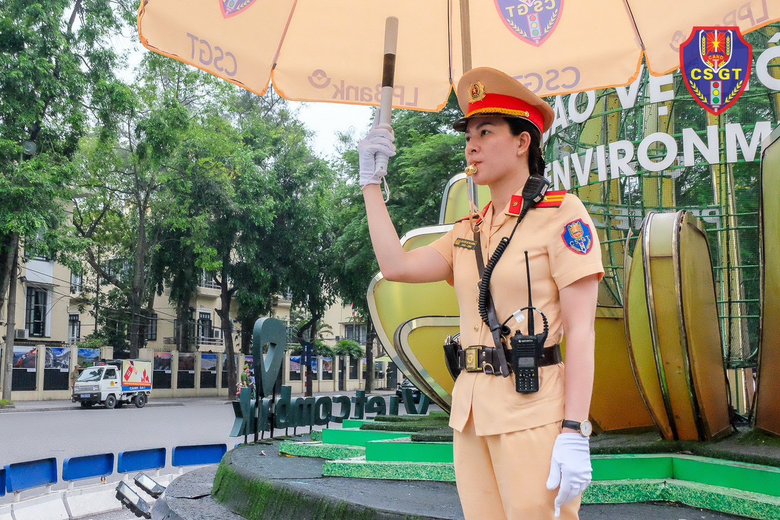 Ph&acirc;n luồng giao th&ocirc;ng phục vụ đo&agrave;n kh&aacute;ch quốc tế thăm Việt Nam- Ảnh 1.