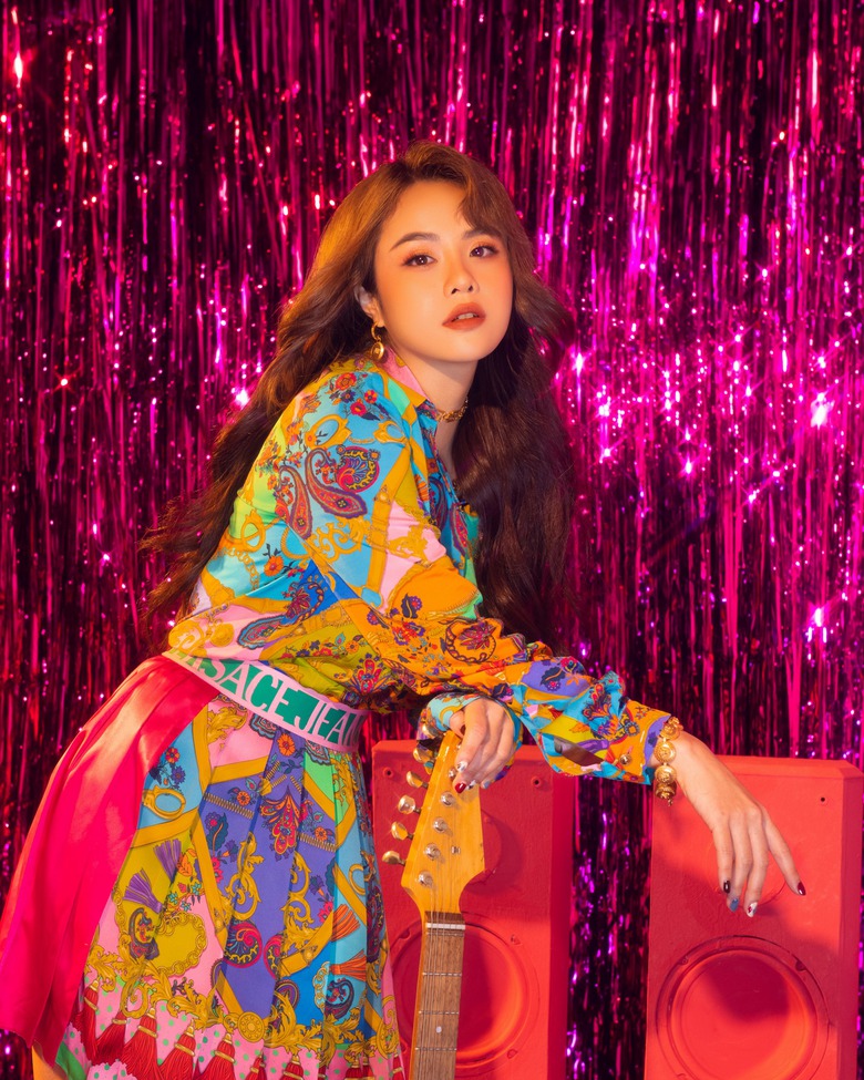 Th&aacute;i Trinh đ&aacute;p trả khi bị ch&ecirc; sự nghiệp mờ nhạt: T&ocirc;i kh&ocirc;ng đủ tiền l&agrave;m MV bạc tỷ- Ảnh 2.