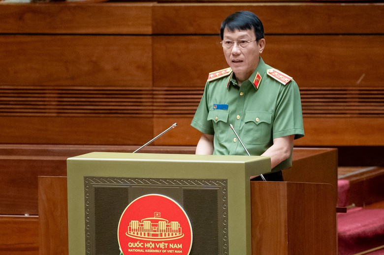 Cần bổ sung quy định về quản l&yacute; xe điện v&agrave;o Luật Ph&ograve;ng ch&aacute;y, chữa ch&aacute;y- Ảnh 1.