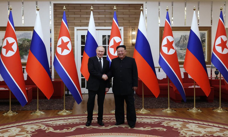 Nga - Triều Ti&ecirc;n k&yacute; Hiệp định Đối t&aacute;c Chiến lược To&agrave;n diện cam kết bảo vệ lẫn nhau- Ảnh 1.