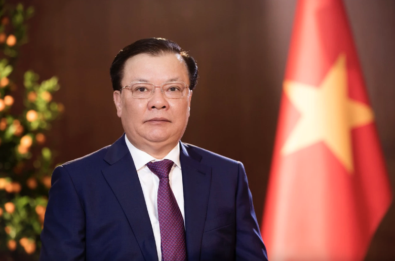 Bộ Ch&iacute;nh trị đồng &yacute; để &ocirc;ng Đinh Tiến Dũng th&ocirc;i giữ chức B&iacute; thư Th&agrave;nh ủy H&agrave; Nội- Ảnh 1.