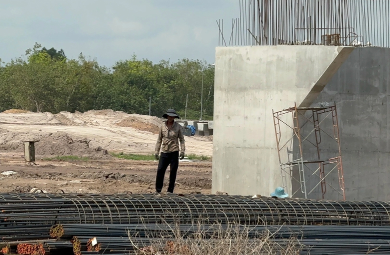 Đồng Nai b&aacute;o c&aacute;o Quốc hội xin d&ugrave;ng đất s&acirc;n bay Long Th&agrave;nh để đắp cao tốc- Ảnh 1.