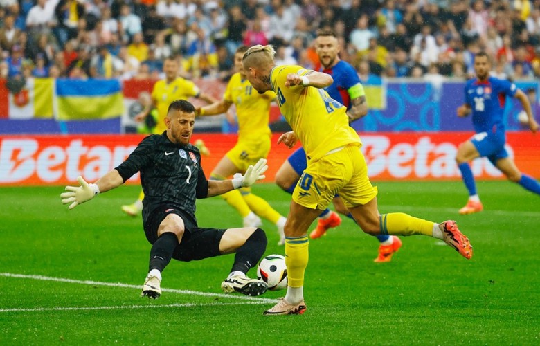 Kết quả bóng đá Slovakia vs Ukraine: Ngược dòng cảm xúc- Ảnh 1. Kết quả bóng đá Slovakia vs Ukraine: Ngược dòng cảm xúc- Ảnh 1.