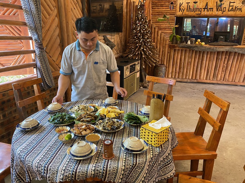 Chuyện người Dao đổi đời nơi "thâm sơn cùng cốc"- Ảnh 1. Chuyện người Dao đổi đời nơi "thâm sơn cùng cốc"- Ảnh 1.