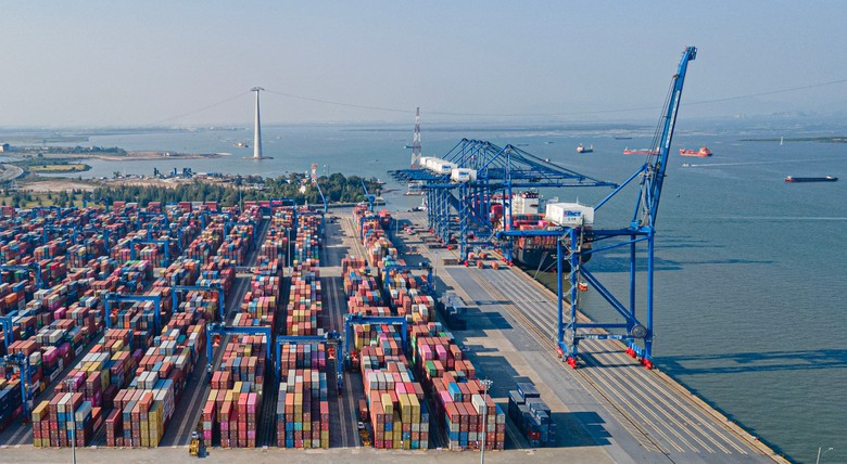 Cảng vụ H&agrave;ng hải Hải Ph&ograve;ng đồng h&agrave;nh c&ugrave;ng doanh nghiệp, "chắp c&aacute;nh" ph&aacute;t triển cảng biển- Ảnh 1.