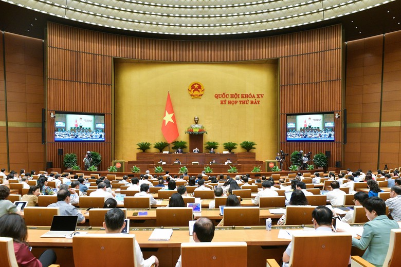 Xin &yacute; kiến đại biểu Quốc hội về quy định cấm nồng độ cồn khi l&aacute;i xe- Ảnh 1.