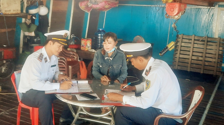 Đồng Th&aacute;p tăng cường xử l&yacute; vi phạm tại những bến kh&aacute;ch ngang s&ocirc;ng- Ảnh 2.