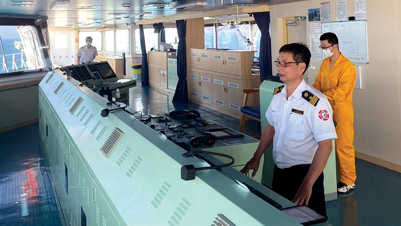 "Đ&ocirc;i mắt" của c&aacute;c si&ecirc;u t&agrave;u- Ảnh 2.