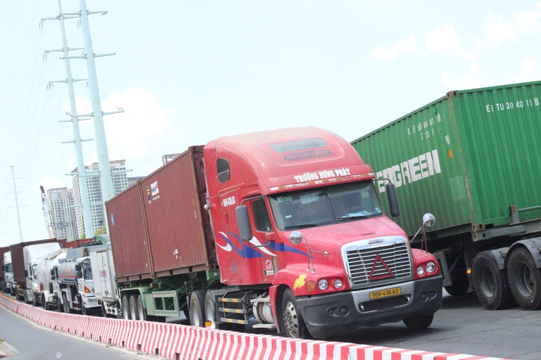 Đề xuất điểm đón, trả khách xe liên tỉnh cố định ở tiểu đảo nút giao Vành đai 2- Ảnh 1. Đề xuất điểm đón, trả khách xe liên tỉnh cố định ở tiểu đảo nút giao Vành đai 2- Ảnh 1.