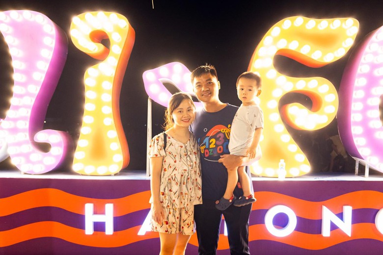 Vui phết - chợ đ&ecirc;m giải tr&iacute; hấp dẫn miền di sản Hạ Long- Ảnh 3.