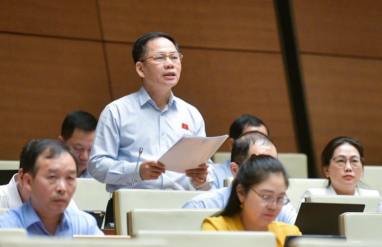 Ph&oacute; thủ tướng l&yacute; giải v&igrave; sao cấm quảng c&aacute;o dịch vụ c&ocirc;ng chứng- Ảnh 1.