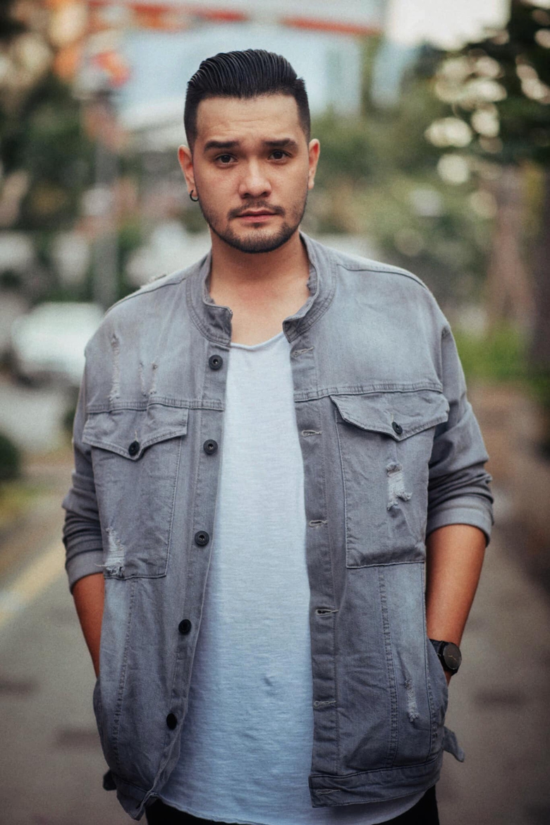 Nam vương đóng trong MV của Hồ Ngọc Hà, Bích Phương vừa bị bắt vì tàng trữ ma túy là ai?- Ảnh 13. Nam vương đóng trong MV của Hồ Ngọc Hà, Bích Phương vừa bị bắt vì tàng trữ ma túy là ai?- Ảnh 13.