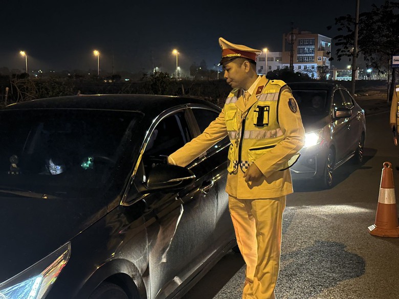 Thái Bình xử lý hơn 15.200 vi phạm giao thông- Ảnh 1. Thái Bình xử lý hơn 15.200 vi phạm giao thông- Ảnh 1.