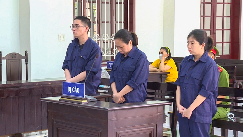 Bốn người ở Vĩnh Long mất tiền tỷ vì chiêu lừa trúng thưởng- Ảnh 1. Bốn người ở Vĩnh Long mất tiền tỷ vì chiêu lừa trúng thưởng- Ảnh 1.