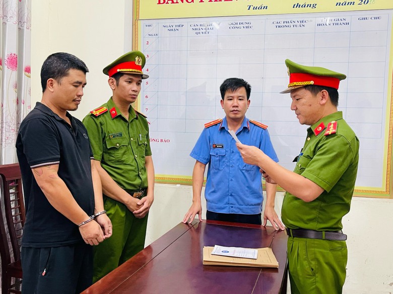 T&agrave;i xế g&acirc;y ra vụ tai nạn l&agrave;m 3 người tử vong khai g&igrave;?- Ảnh 1.