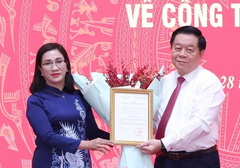 Ph&oacute; Trưởng Ban Tuy&ecirc;n gi&aacute;o Trung ương vừa được bổ nhiệm l&agrave; ai?- Ảnh 1.