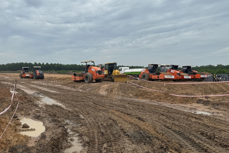 Thủ tướng chỉ đạo giao hết mặt bằng l&agrave;m cao tốc, Đồng Nai mới giao gần 40%- Ảnh 3.