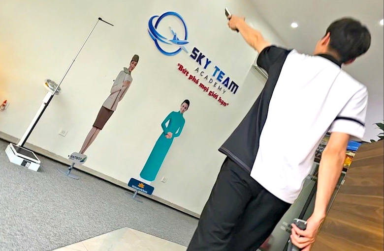 Bất thường đ&agrave;o tạo nh&acirc;n lực h&agrave;ng kh&ocirc;ng ở C&ocirc;ng ty Skyteam- Ảnh 2.