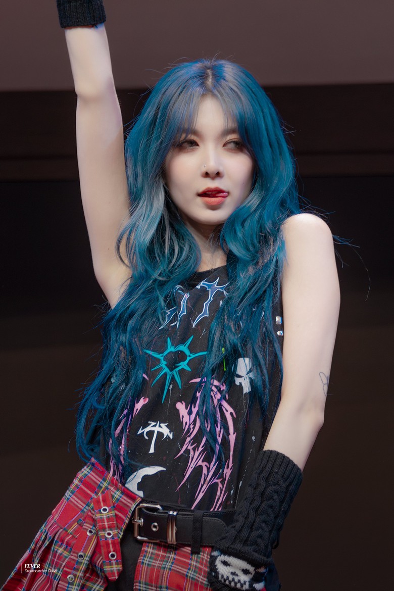 Nữ rapper xuất sắc nhất Kpop: Lisa (Black Pink) mất vị trí quán quân- Ảnh 2. Nữ rapper xuất sắc nhất Kpop: Lisa (Black Pink) mất vị trí quán quân- Ảnh 2.