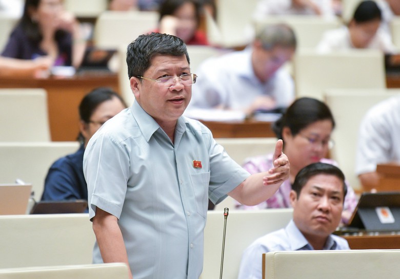 Đại biểu Quốc hội tranh luận, đề nghị l&agrave;m r&otilde; c&aacute;c phi&ecirc;n livestream b&aacute;n h&agrave;ng trăm tỷ/ng&agrave;y- Ảnh 3.
