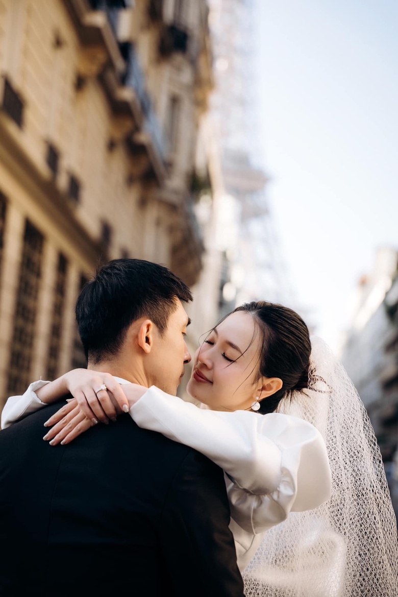 Lộ ảnh hiếm trong lễ đ&iacute;nh h&ocirc;n ri&ecirc;ng tư của Midu v&agrave; chồng thiếu gia- Ảnh 3.