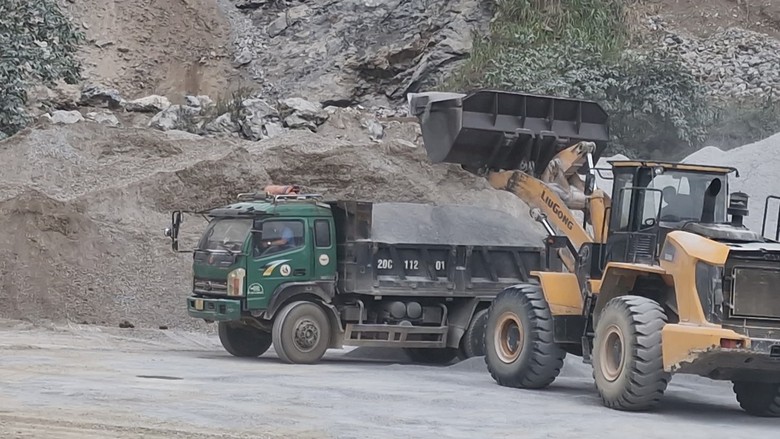 Hết thời hạn, nhiều mỏ đ&aacute; tại Th&aacute;i Nguy&ecirc;n vẫn chưa lắp đặt trạm c&acirc;n- Ảnh 1.