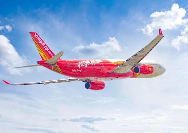 Vietjet tung h&agrave;ng triệu m&atilde; ưu đ&atilde;i giảm tới 66% khi mua v&eacute; ng&agrave;y 6/6- Ảnh 1.