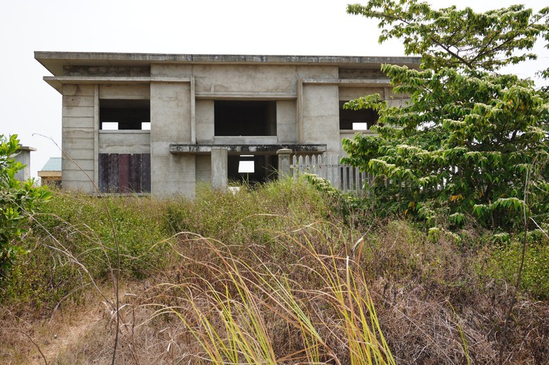 Cận cảnh đập dâng 1.500 tỷ chưa biết ngày hoàn thành- Ảnh 5. Cận cảnh đập dâng 1.500 tỷ chưa biết ngày hoàn thành- Ảnh 5.