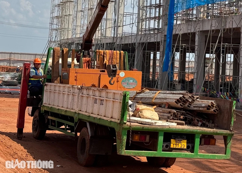 Th&aacute;p kh&ocirc;ng lưu s&acirc;n bay Long Th&agrave;nh vượt tiến độ 70 ng&agrave;y, cao hơn 81m- Ảnh 2.