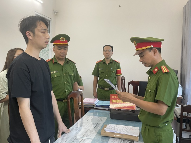 G&acirc;y tai nạn khi c&oacute; nồng độ cồn, một người nước ngo&agrave;i bị khởi tố- Ảnh 1.