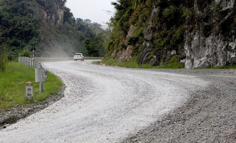 Điện Bi&ecirc;n: Tai nạn r&igrave;nh rập đường l&ecirc;n cửa khẩu T&acirc;y Trang- Ảnh 1.