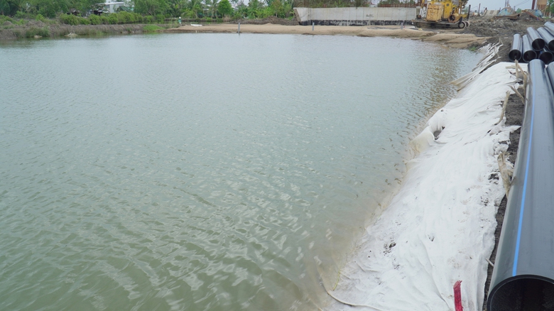 S&agrave; lan chở c&aacute;t biển đầu ti&ecirc;n về c&ocirc;ng trường cao tốc ở C&agrave; Mau- Ảnh 2.