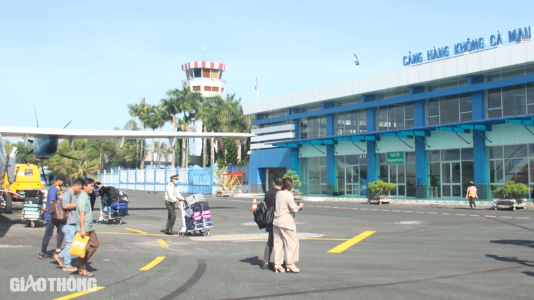 Ưu ti&ecirc;n giải ph&oacute;ng mặt bằng mở rộng s&acirc;n bay C&agrave; Mau, l&agrave;m cảng H&ograve;n Khoai- Ảnh 1.