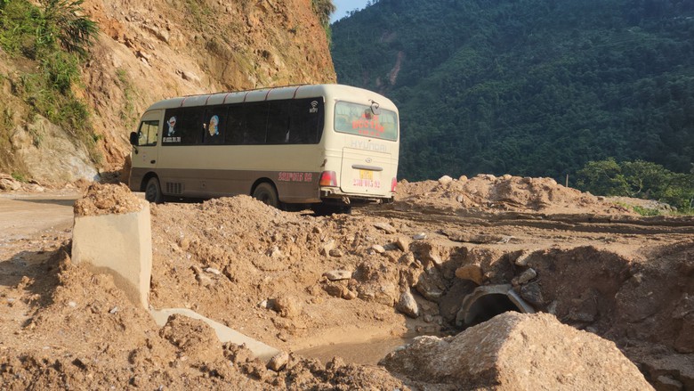 V&igrave; sao tỉnh lộ 1.500 tỷ đồng ở H&agrave; Giang lỡ hẹn về đ&iacute;ch?- Ảnh 3.