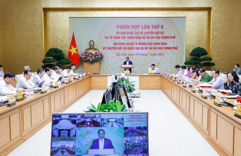 Thủ tướng: Đẩy mạnh chuyển đổi số trong quản l&yacute; thuế, h&oacute;a đơn điện tử- Ảnh 2.