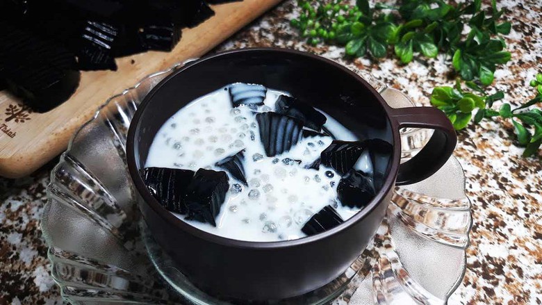 M&oacute;n ngon tuổi thơ th&agrave;nh đặc sản m&ugrave;a h&egrave; vạn người m&ecirc; chỉ v&igrave; l&yacute; do n&agrave;y- Ảnh 4.