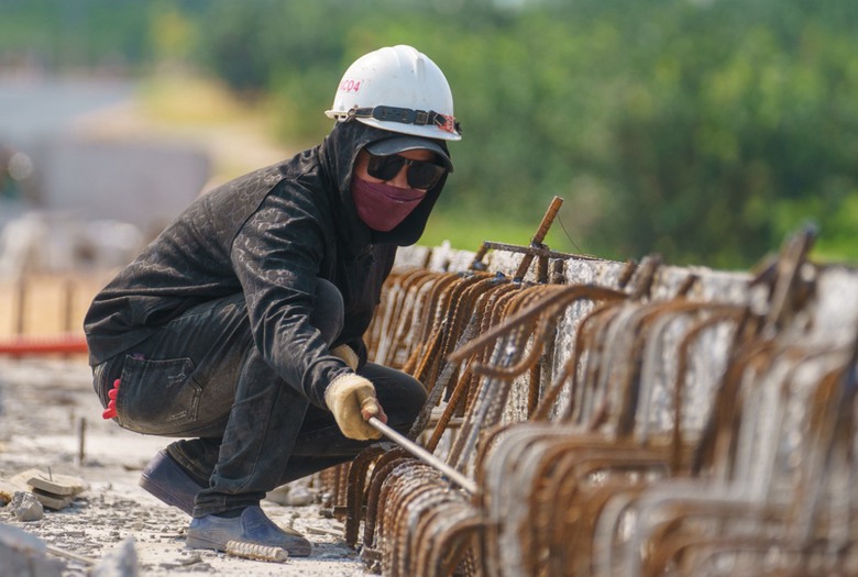 Chuẩn bị hợp long cầu Bạch Đằng 2 nối Đồng Nai - B&igrave;nh Dương- Ảnh 1.