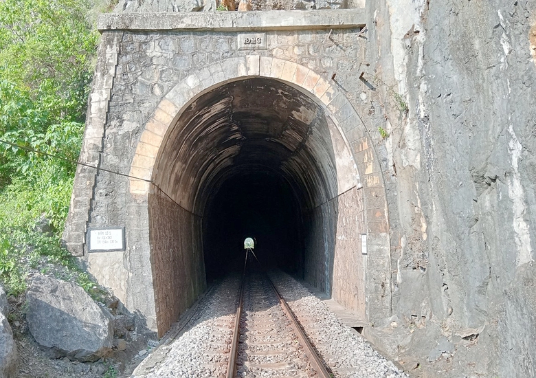 Cần h&agrave;ng ngh&igrave;n tỷ gia cố cầu, hầm yếu- Ảnh 1.